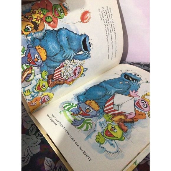 1981 Sesame Street Book Jim Henson’s Muppets “Circus Of Opposites” - Picture 10 of 12